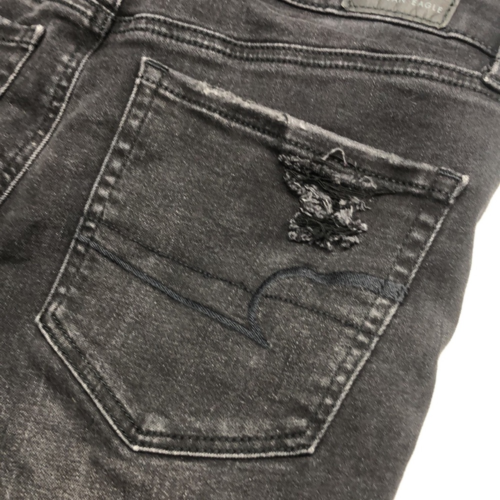 BUTTONFLY AMERICAN EAGLE SUPER HI-RISE SHORTIE JEAN SHORTS 6/28 ⭐️ - Picture 9 of 11